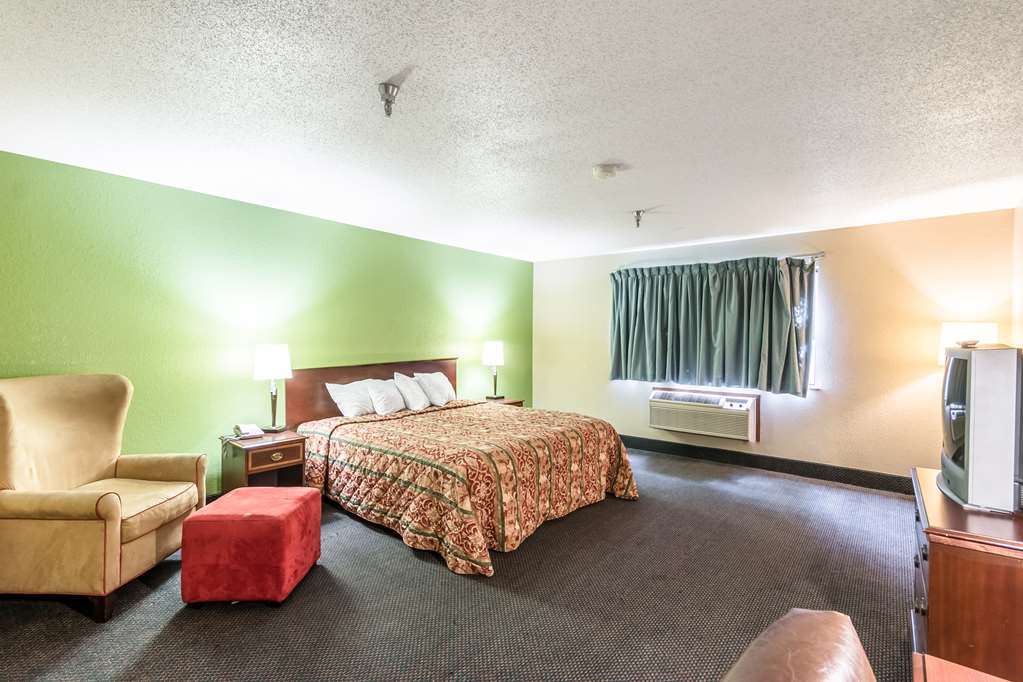 Motel 6 Morehead Room photo