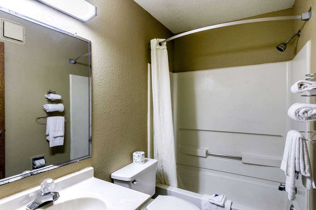 Motel 6 Morehead Room photo